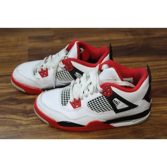 Nike | Shoes | Nike Jordan 4 Retro Fire Red 220 Gs Size 5  display picture 3